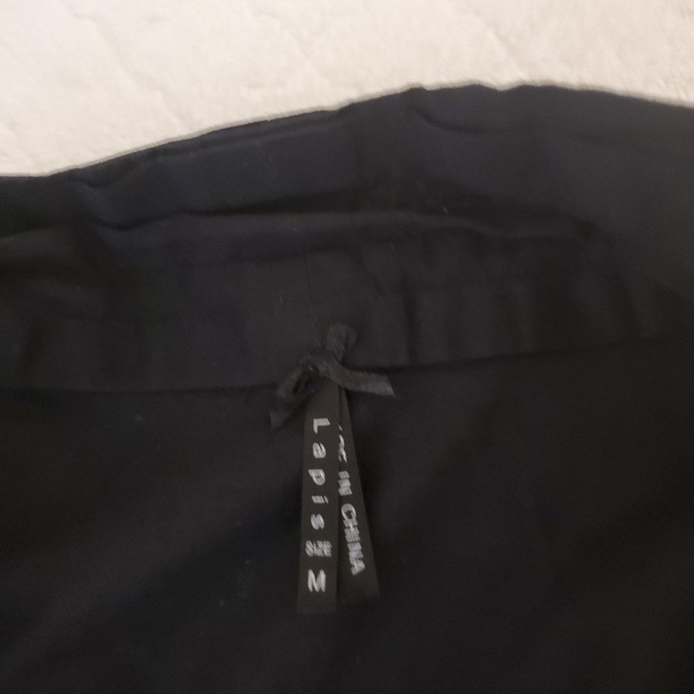 LAPIS CUTE RUFFLE TOP - Picture 3 of 5